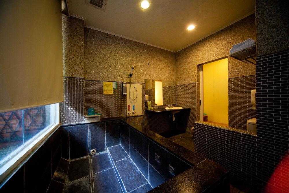 An Tong Hot Spring Hotel Юйлі Екстер'єр фото