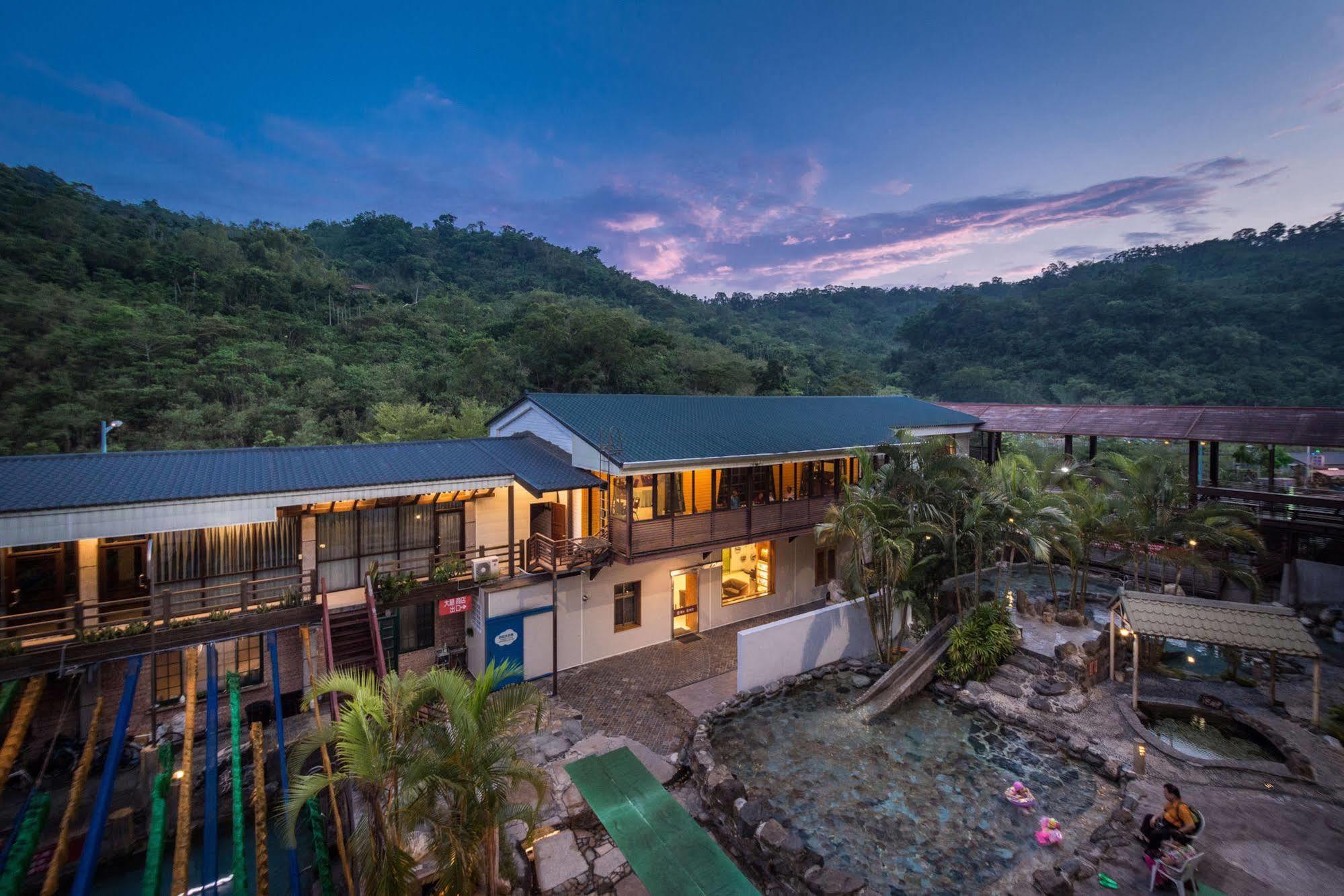 An Tong Hot Spring Hotel Юйлі Екстер'єр фото